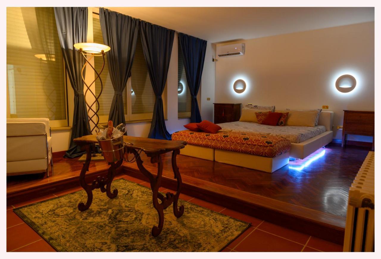 Villa Sul Molo Tra Siracusa E Catania Augusta Bagian luar foto