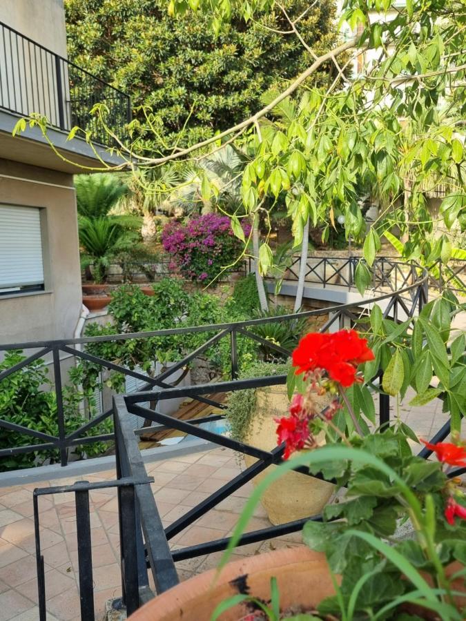 Villa Sul Molo Tra Siracusa E Catania Augusta Bagian luar foto